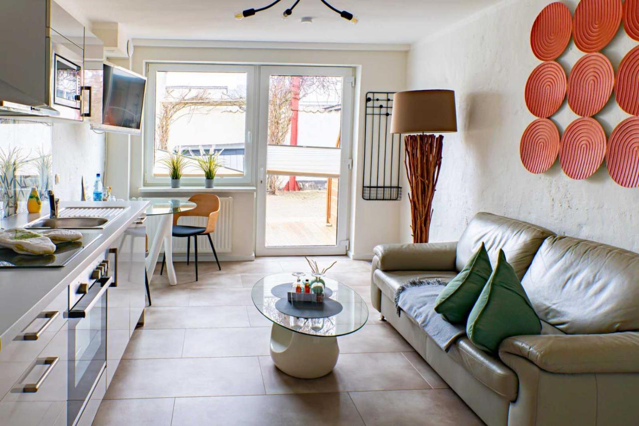 Haus Shiralee - Warnemuende *