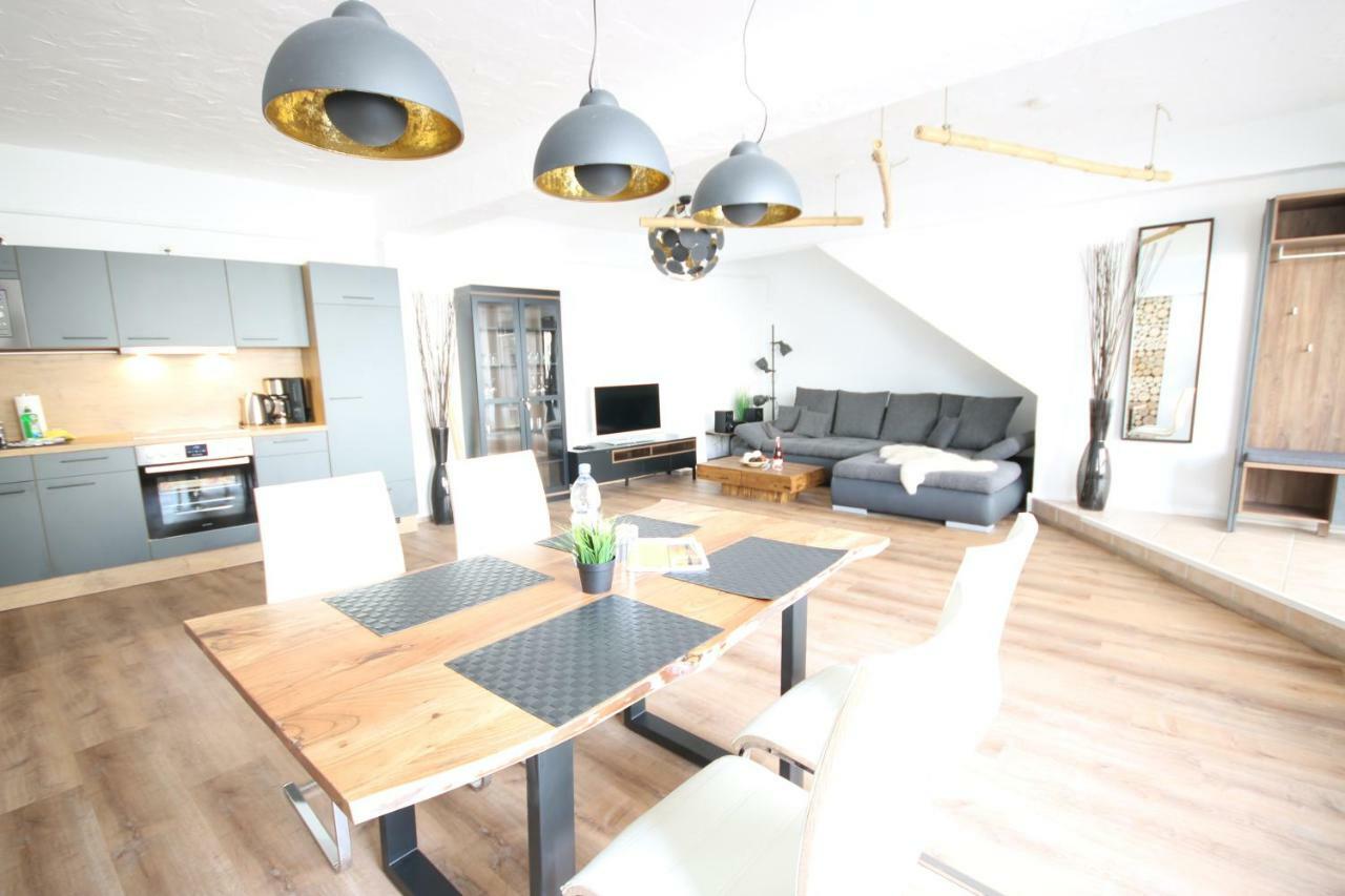 Haus Shiralee - Warnemuende *
